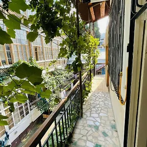 https://home-galaktioni.alltbilisihotels.com